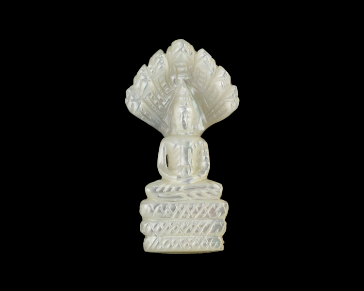 Mother of pearl Buddha - Click Image to Close