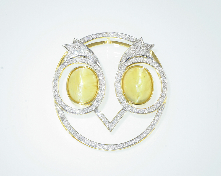 Chrysoberyl cat's eye and diamond pendant - Click Image to Close