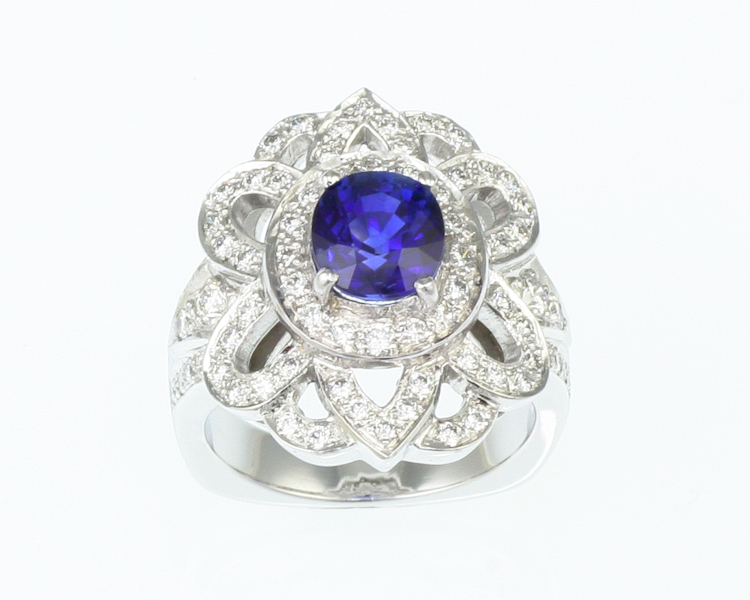 Blue sapphire and diamond ring - Click Image to Close