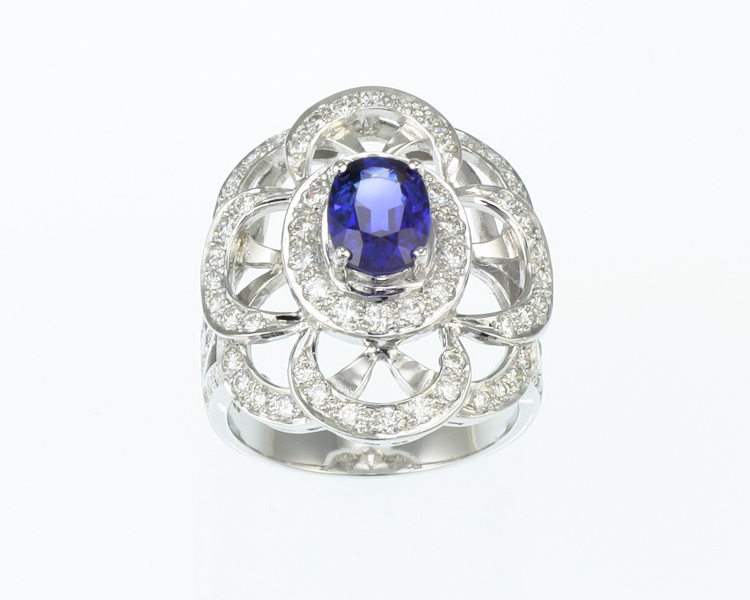 Blue sapphire and diamond ring - Click Image to Close