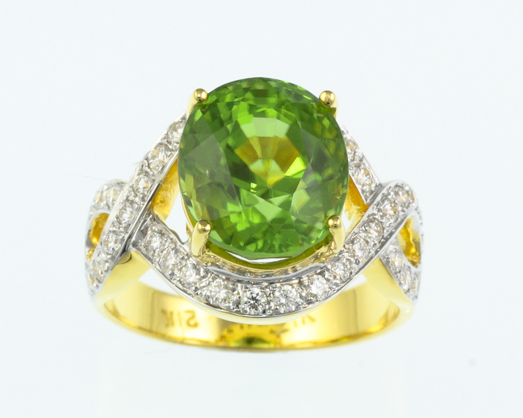 Peridot and diamond ring - Click Image to Close