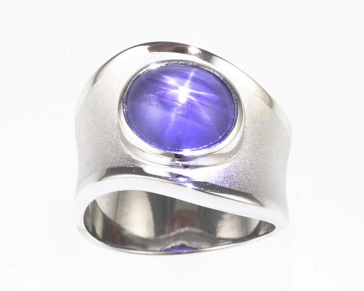 Blue star sapphire ring - Click Image to Close