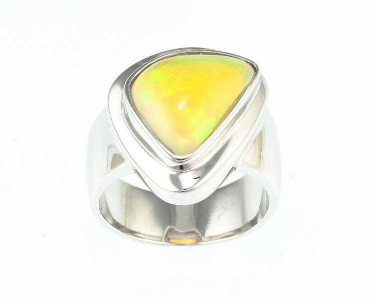 Opal ring - Click Image to Close