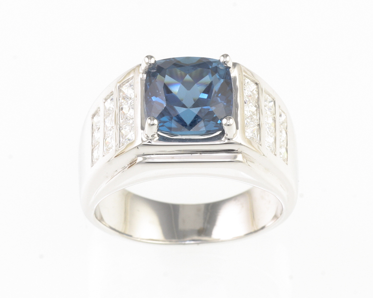 Topaz and cubic zirconia ring - Click Image to Close