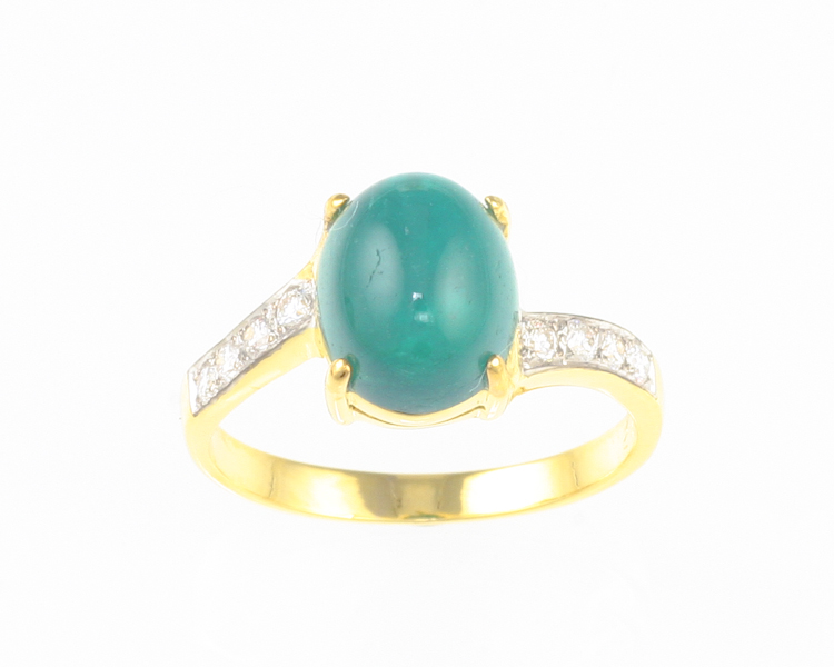 Emerald and diamond ring - Click Image to Close