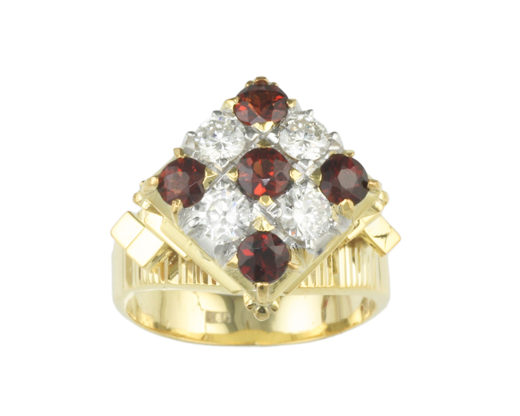 Garnet ring - Click Image to Close