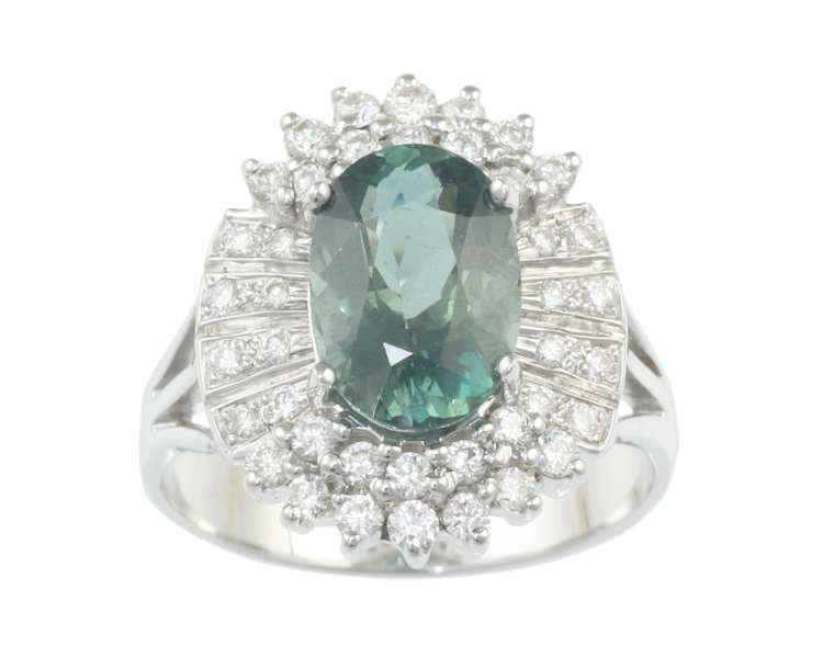 Aquamarine and diamond ring - Click Image to Close