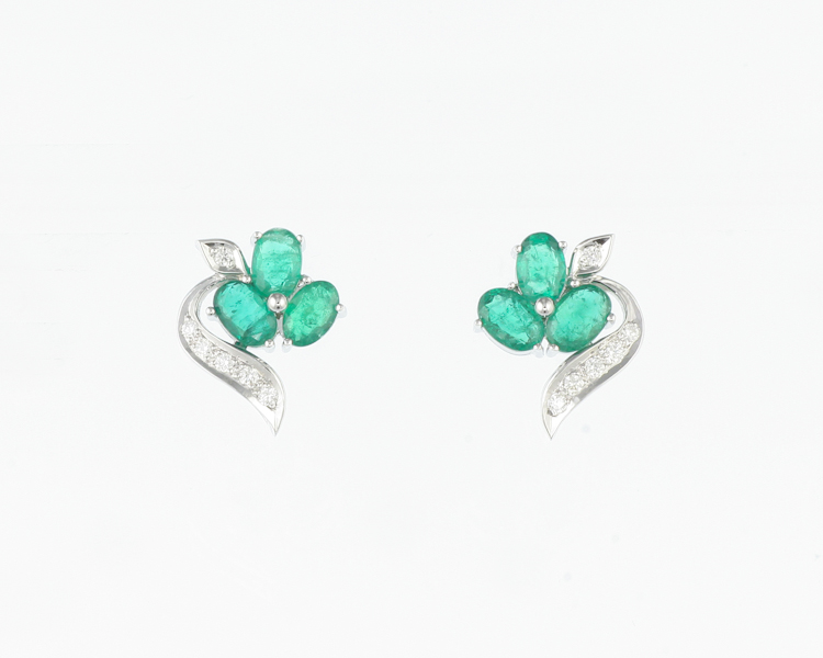 Emerald and diamond earrings - Click Image to Close