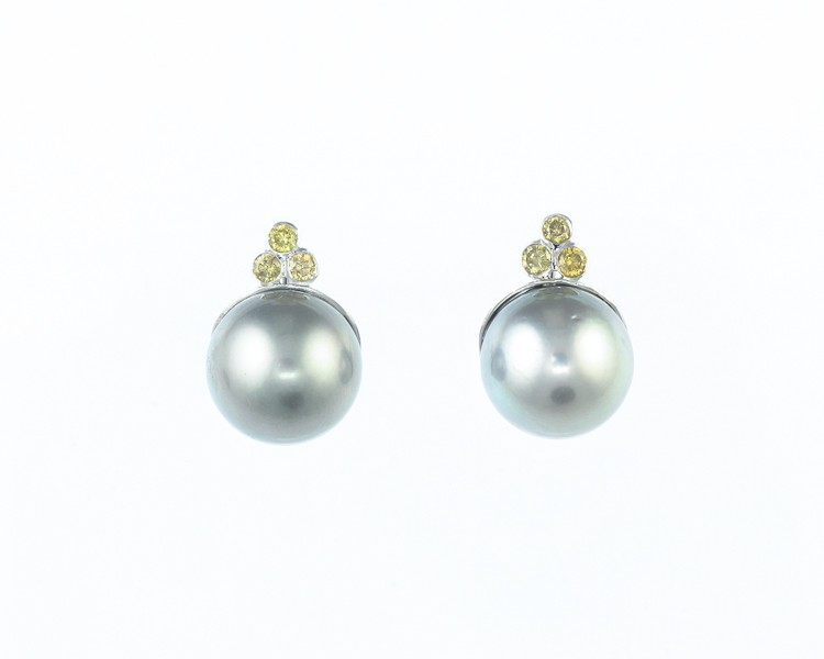 Pearl and diamond earrings - Click Image to Close