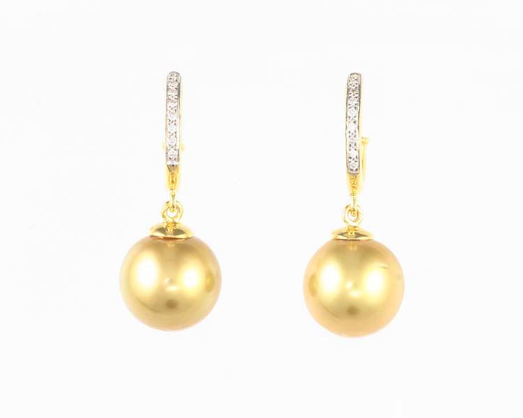 South sea pearl and diamond earrings - Click Image to Close