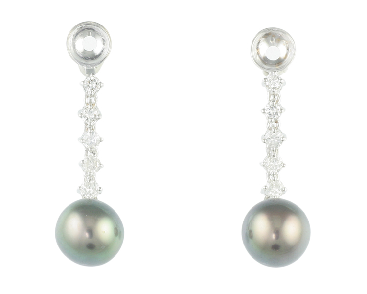 Pearl and diamond earrings - Click Image to Close