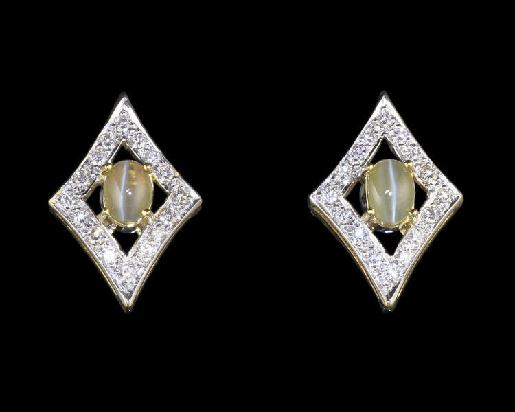 Chrysoberyl cat's eye and diamond earrings - Click Image to Close