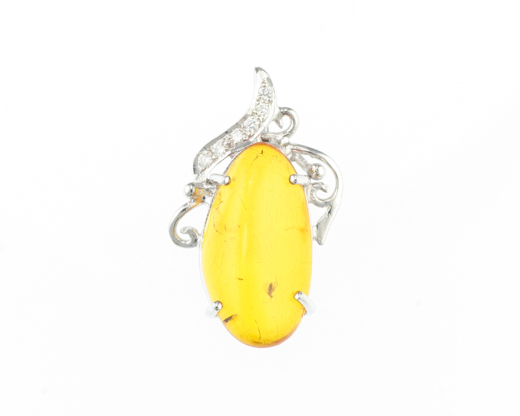 Amber and diamond pendant - Click Image to Close