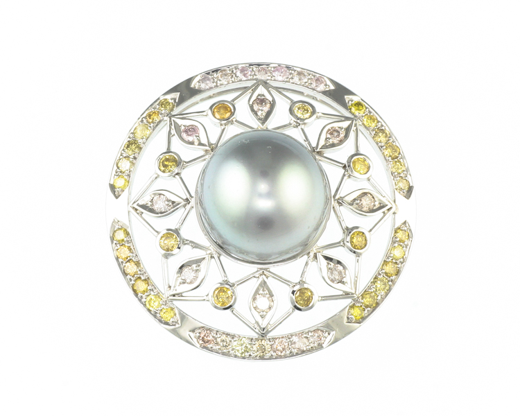 Pearl and diamond pendant - Click Image to Close