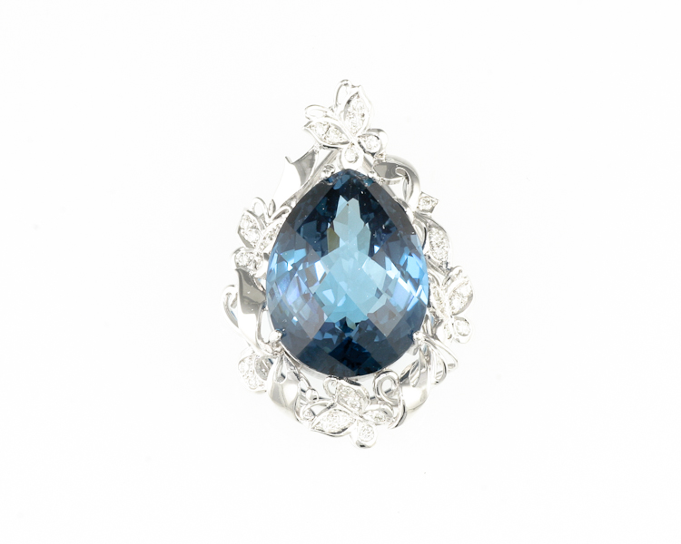 Topaz and diamond pendant - Click Image to Close