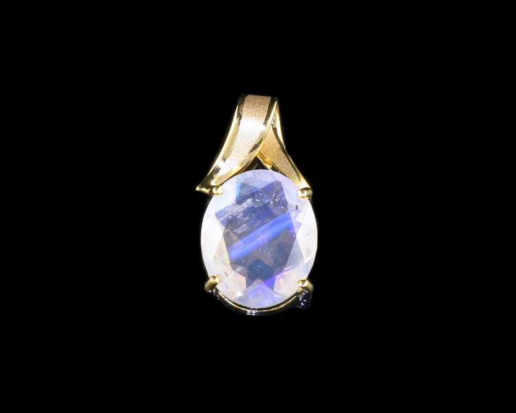 Moon stone pendant - Click Image to Close