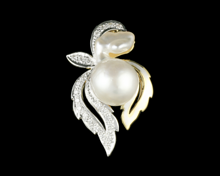 South sea pearl and diamond pendant - Click Image to Close