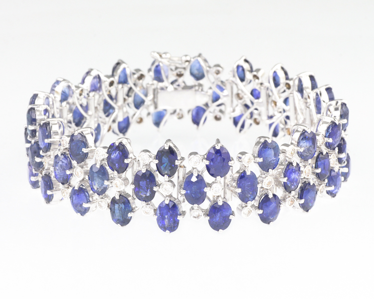 Blue sapphire and diamond bracelet - Click Image to Close