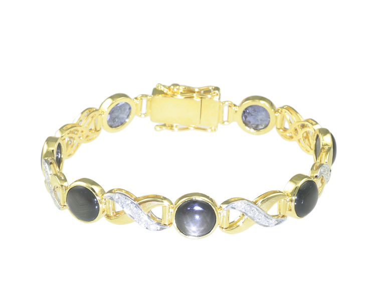 Star sapphire and diamond bracelet - Click Image to Close