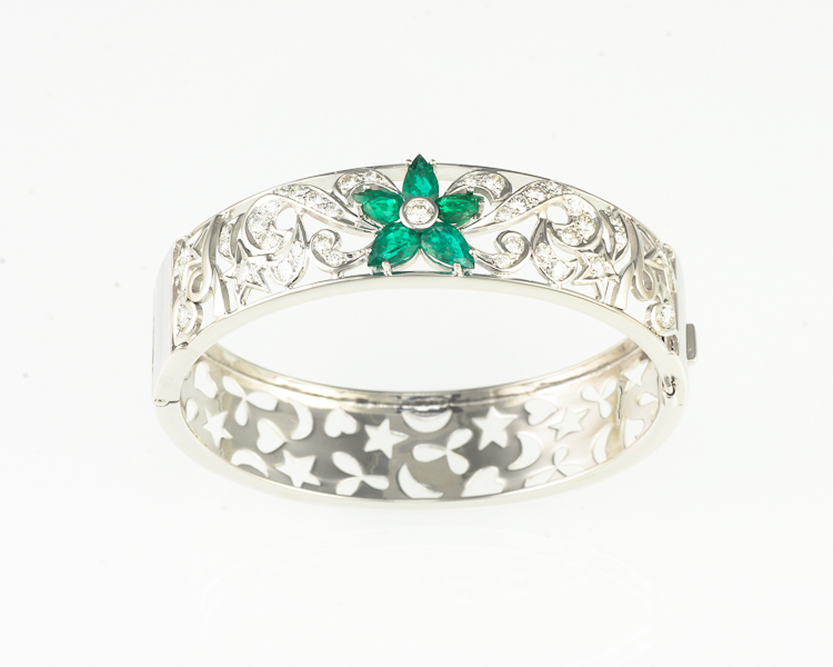 Emerald and diamond bangle - Click Image to Close