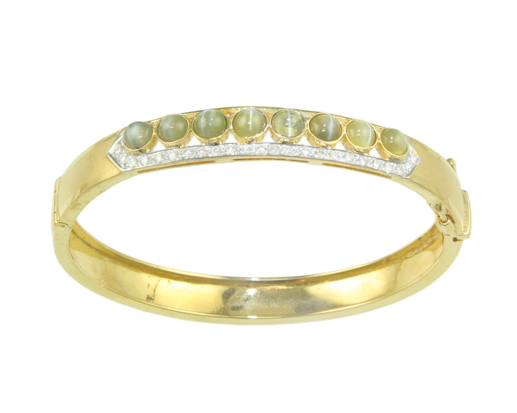 Chrysoberyl cat's eye and diamond bangle - Click Image to Close