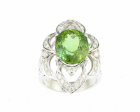 Peridot and diamond ring