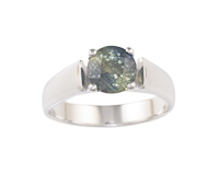 Multi-color sapphire ring