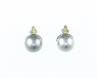 Pearl and diamond earrings