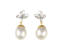 Pearl and diamond earrings