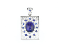 Blue sapphire pendant