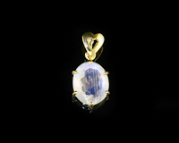 Moon stone pendant
