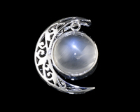 Moon stone pendant